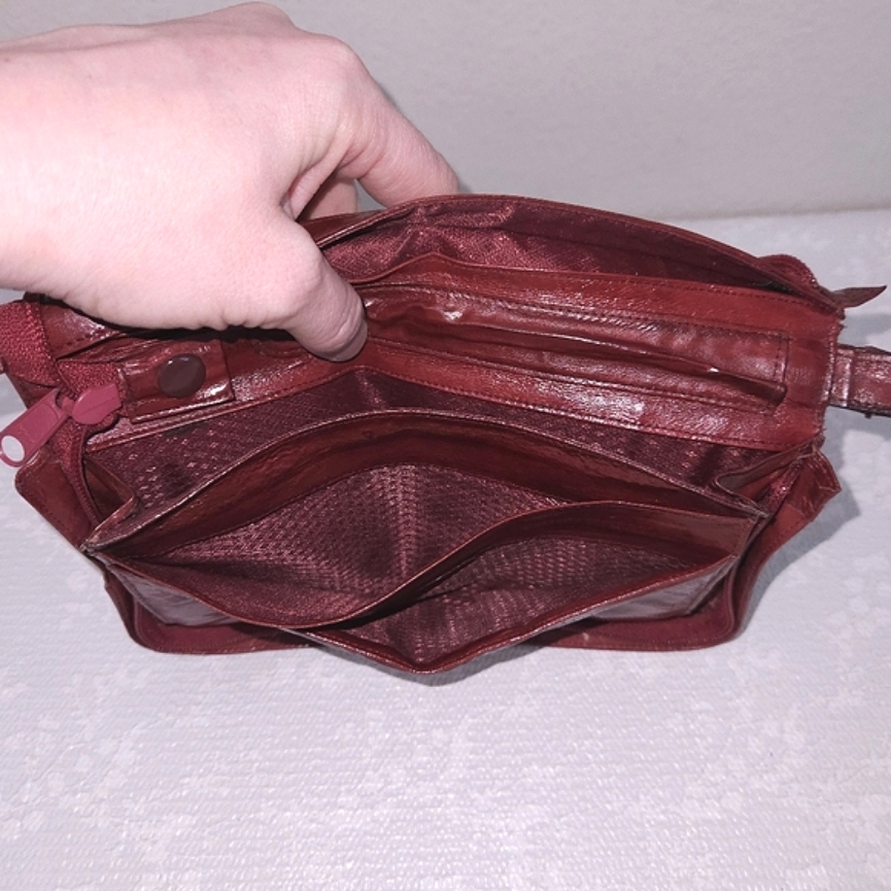 Vintage EEL Skin Clutch - Picture 9 of 16